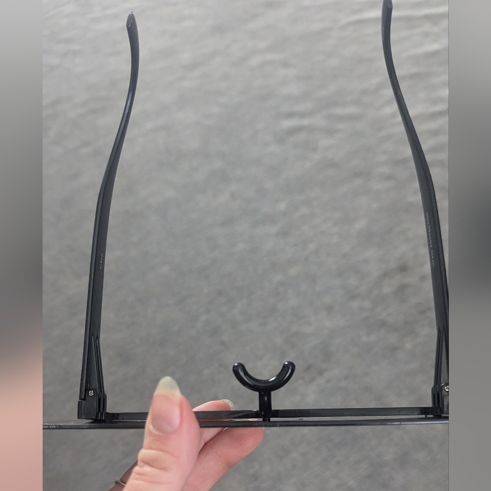 Black Solid Rectangle Sunglasses - image 5